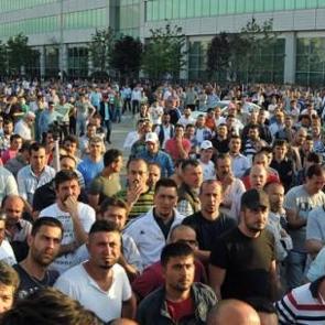 TİSK'ten iş bırakan iş&ccedil;ilere &ccedil;ağrı
