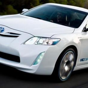 Toyota benzinli ara&ccedil; &uuml;retimini bitiriyor