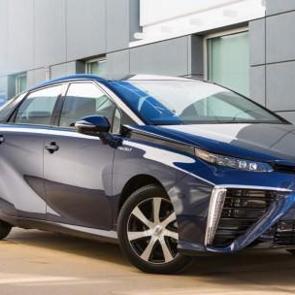 D&uuml;nyanın suyla &ccedil;alışan ilk otomobili