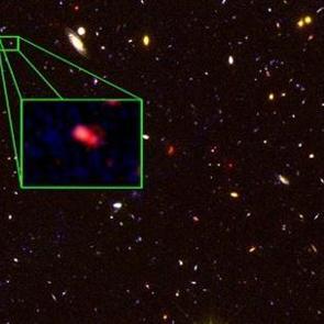 Uzayda b&ouml;ylesi ilk kez keşfedildi