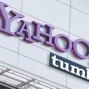 Yahoo'nun başı vir&uuml;sle dertte