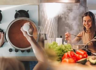 Tadına doyum olmayacak enfes &ccedil;orbalar...