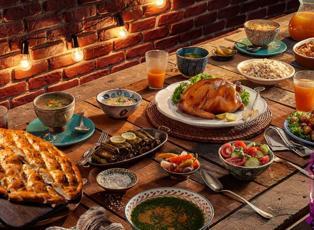 Ramazanda şık bir iftar sofrası i&ccedil;in p&uuml;f noktaları