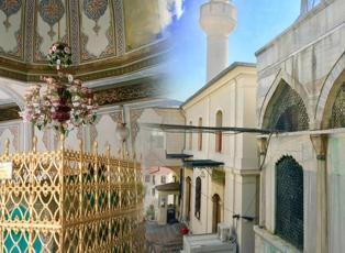 Maneviyat ve huzurun anahtarı: Aziz Mahmut H&uuml;dayi T&uuml;rbesi 