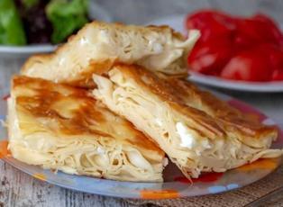 Hafta sonu kahvaltısına &ouml;zel b&ouml;rek!