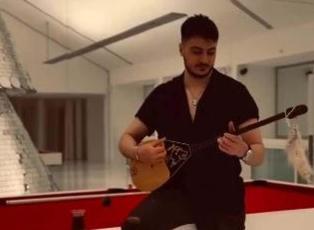 Semicenk sergilediği dombra performansıyla görenlerin takdirini topladı!