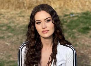 Yeni proje için sürpriz değişiklik! Fahriye Evcen'in yeni imajına yorum yağdı