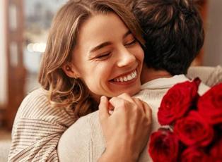 Dikkat &ccedil;eken araştırma: 14 Şubat Sevgililer G&uuml;n&uuml; aşk mı, ticaret mi?