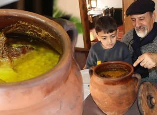 Amasya'nın tescilli lezzetinin pişmesi 12 saat s&uuml;r&uuml;yor!