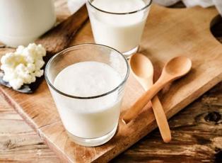 İftardan sonra 1 bardak kefir i&ccedil;erseniz!