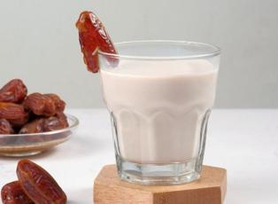 Sahurda hurma ve s&uuml;t tok tutuyor mu?