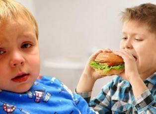 &Ccedil;ocukları hedef alıyor: Diyalize kadar &ouml;l&uuml;mc&uuml;l bir tehdide d&ouml;n&uuml;ş&uuml;yor!