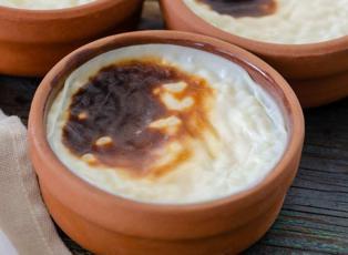 S&uuml;tla&ccedil; yaparken i&ccedil;ine nişasta konmalı mı, konmamalı mı?