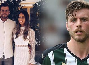 &Uuml;nl&uuml; futbolcunun acı g&uuml;n&uuml;: Eşi kansere yenik d&uuml;şt&uuml;!