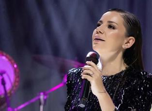 Merve &Ouml;zbey'den anlamlı proje: K&ouml;y okulları i&ccedil;in harekete ge&ccedil;ti!