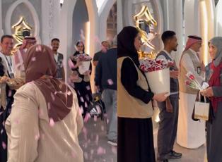 T&uuml;rkiye'den yola &ccedil;ıkan ilk hacı kafilesi kutsal topraklara ulaştı!