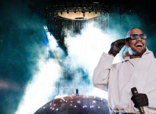Kanye West İstanbul&rsquo;u sallamaya geliyor! Olimpiyat Stadı&rsquo;nda dev organizasyon