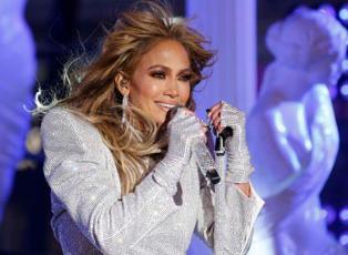 Jennifer Lopez'den eski eşi Ben Affleck'i kızdıracak itiraf! D&uuml;nyanın g&ouml;z&uuml; &ouml;n&uuml;nde a&ccedil;ıkladı