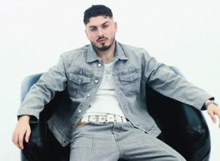 Block3'ten kariyerinde b&uuml;y&uuml;k başarı: M&uuml;zik listelerinde ilk 50'ye girmeyi başardı