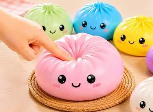 Ebeveynler dikkat: &Ccedil;ocukların viral oyuncağı 'Squishy Dumpling' de zehirli madde şoku!