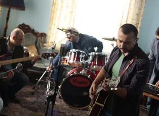 Leyla the Band yeniden sahnede: 13 yılın ardından konser verdi!