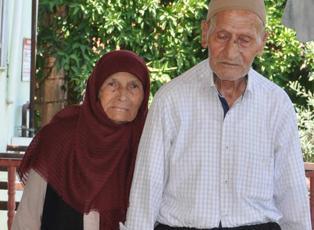 73 yıldır aynı yastığa baş koyuyorlar! Balaban &ccedil;iftinden mutlu evlilik ve uzun yaşam sırları