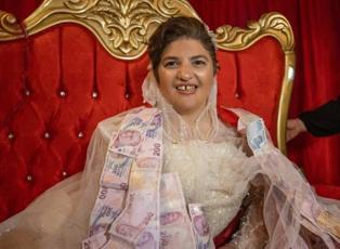 T&uuml;m il&ccedil;e Merve'nin hayali i&ccedil;in seferber oldu! 300 ara&ccedil;lık konvoy yapıldı