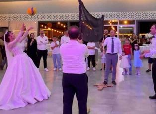 Yok b&ouml;yle d&uuml;ğ&uuml;n! Salona file kurup voleybol oynadılar