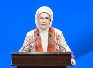 Emine Erdoğan&rsquo;dan Sıddık Eraslan i&ccedil;in taziye mesajı