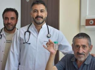 Nefes darlığı şikayetiyle ger&ccedil;ek ortaya &ccedil;ıktı: Akciğerine sarımsak ka&ccedil;an adam &ouml;l&uuml;mden d&ouml;nd&uuml;