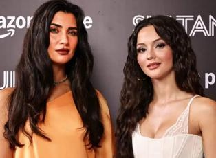 Tuba B&uuml;y&uuml;k&uuml;st&uuml;n ve Derya Pınar Ak&rsquo;ın bakışması olay oldu