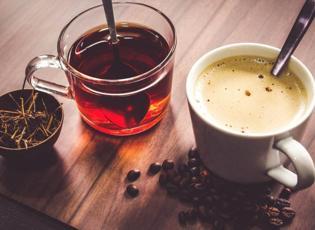 Çay ve kahve su yerine geçer mi? Siyah çay su yerine geçer mi? Şekersiz çay su yerine geçer mi?