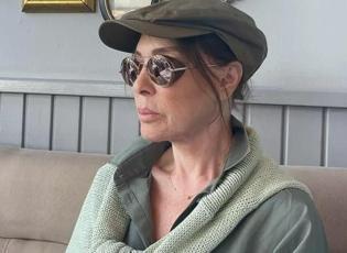 Nebahat Çehre'nin 25 yıllık kıyafeti dikkat çekti!