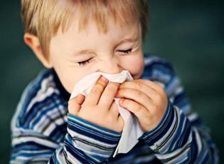 Çocuklarda mevsimsel alerji nedir? Nezle ile karışır mı? Mevsimsel alerjiye ne iyi gelir?