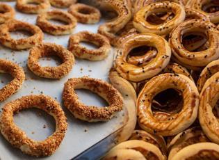 En kolay kandil simidi tarifi! Kıyır kıyır Kandil simidi yapmanın p&uuml;f noktaları