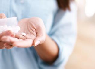 Kardiyoloji Uzmanından önemli tavsiye: Kalp krizi anında aspirin çiğneyin!