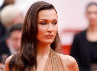 Bella Hadid: "Aynaya bakınca gördüğüm o kadından nefret ediyorum"