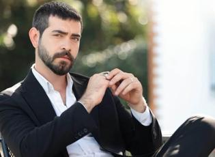 Ünlü oyuncu baba oluyor! Barış Baktaş bebeğinin cinsiyetini ilk kez açıkladı