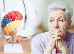 Alzheimer tanısında çığır açan gelişme: Kan testiyle erken tanı imkanı doğdu!