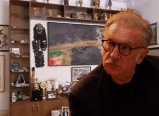 Usta oyuncu Tamer Levent'in sanat müzesini anımsatan evi göz kamaştırdı!