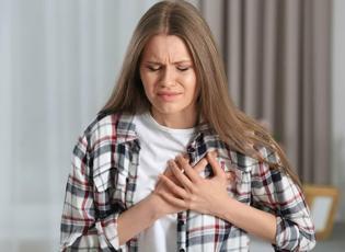 Genç yaşta inme tehlikesi kapıda! Uzmanlardan kritik uyarı