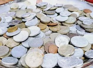 Elinde olanlar yaşadı: Koleksiyonerler bu 1 lira i&ccedil;in servet &ouml;d&uuml;yor!
