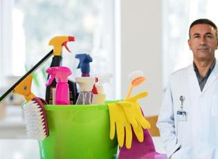 İ&ccedil; hastalıkları uzmanı uyardı: Temizlikte kullanılan kimyasallar &ouml;l&uuml;me sebebiyet veriyor