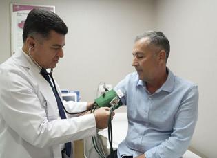 Yıllardır &ccedil;&ouml;z&uuml;m bulamıyordu! Kalbin dışından yapılan ablasyonla sağlığına kavuştu