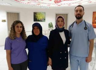 Hemşire anneler doktor &ccedil;ocuklarıyla aynı hastanede g&ouml;rev yapıyor