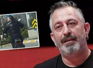 Cem Yılmaz, trafikte kasksız yolculuk yaparken yakalandı!