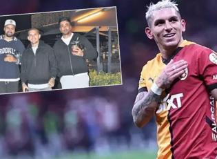 Galatasaray'ın yıldızı Lucas Torreira kuzenlerine T&uuml;rk mutfağını tanıttı!
