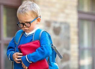 &Ccedil;ocuklar neden okula gitmek istemez? Okula gitmekte zorlanan &ccedil;ocuklar i&ccedil;in altın &ouml;neriler