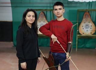 Ok atmayı &ouml;ğrendi, tarihi dizilerde rol kaptı 