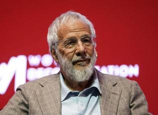 Yusuf İslam&rsquo;dan dikkat &ccedil;eken mesaj: "Yeni M&uuml;sl&uuml;man k&uuml;lt&uuml;r&uuml;n&uuml; terk etmek zorunda değil "